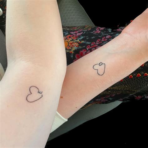 small mother and daughter tattoos|unique mom and daughter tattoos.